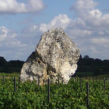 Menhir de la Pierre blanche dOudon