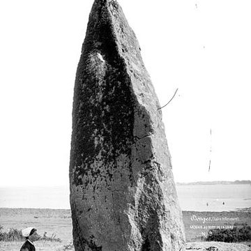 menhir de la vacherie de donges