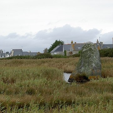 Menhir de Lehan à Treffiagat