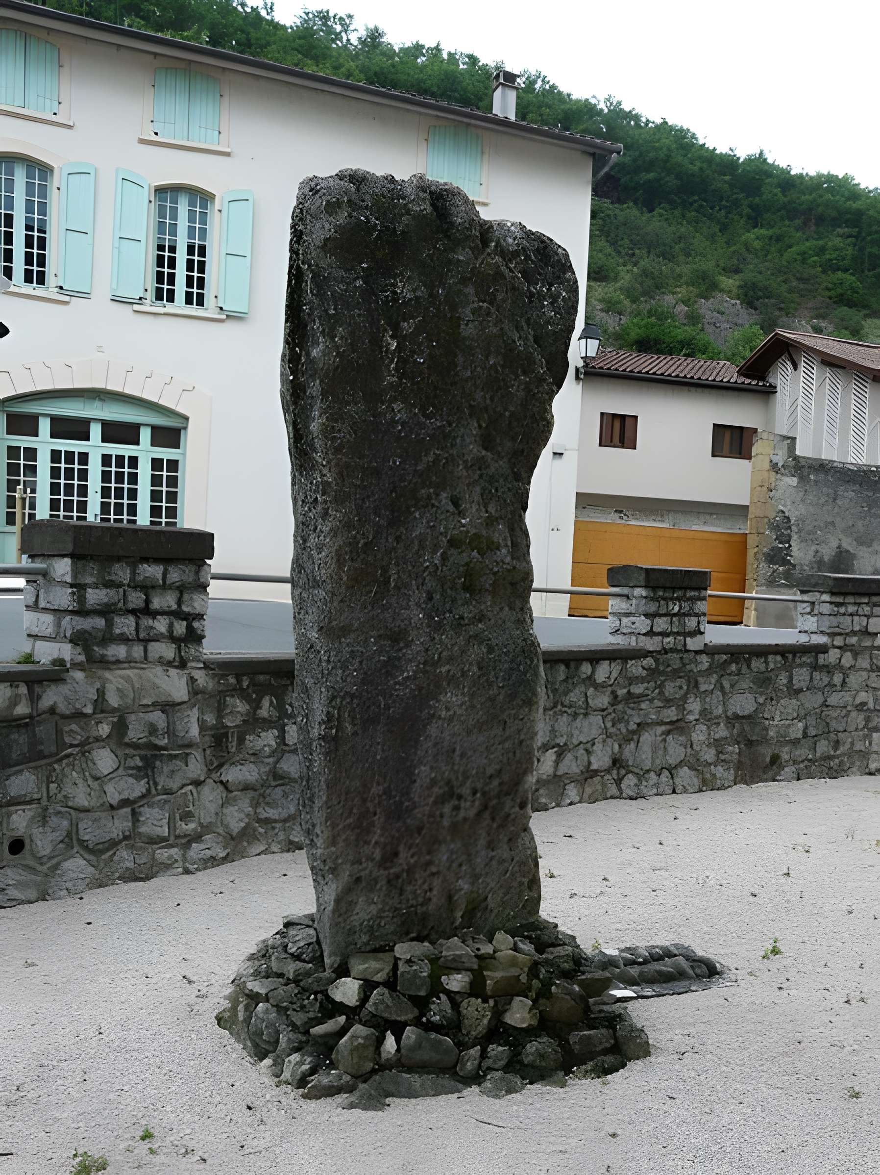 Menhir de Peyro-Hitto à Saint-Martory 