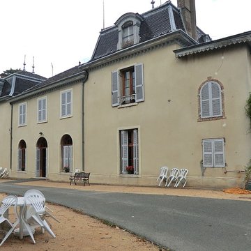 chateau de corcelles a trevoux