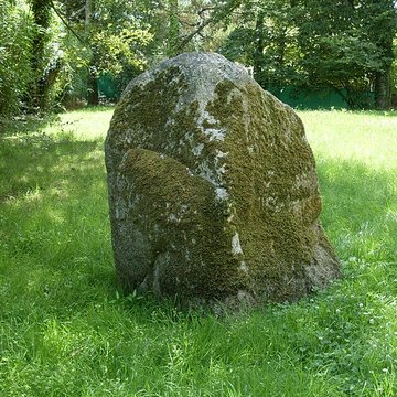 Menhir de Poulquer à Bénodet