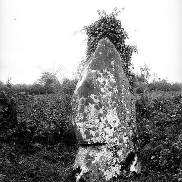 Menhir de Saint-Civière au Pas
