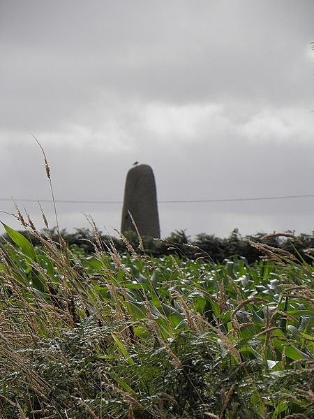Photo de Menhir de Saint-Gonveld à Landunvez