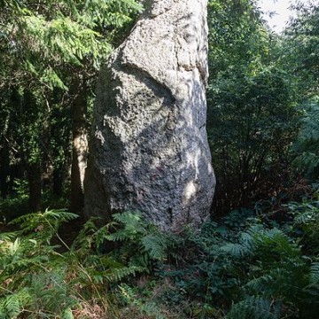 menhir de saint julien