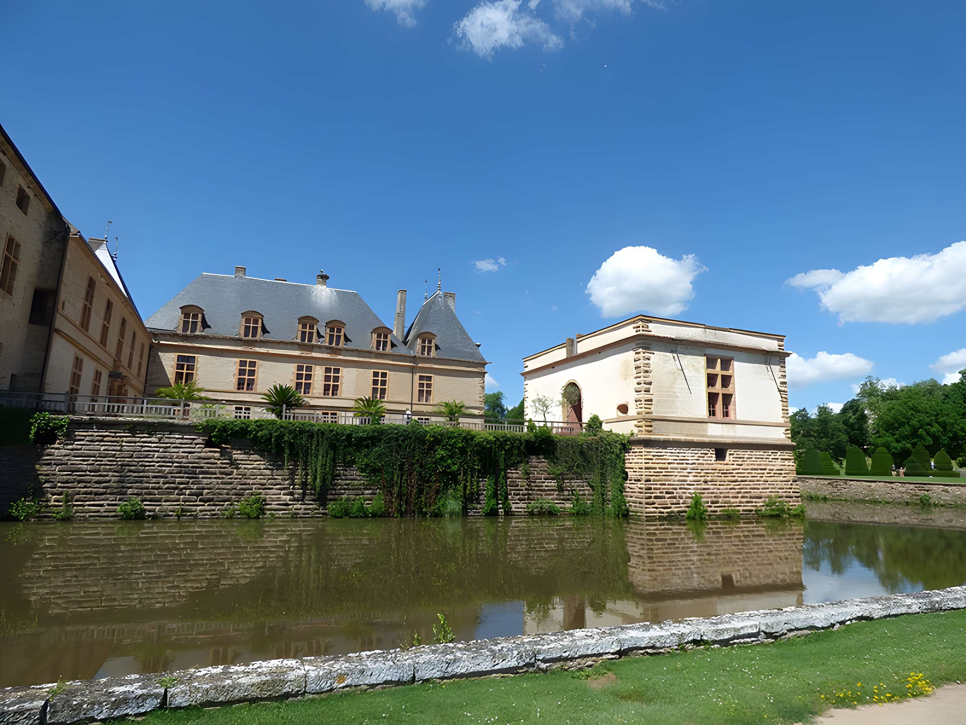 Château de Cormatin