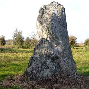 Menhir dit La Minche du Diable de Vairé