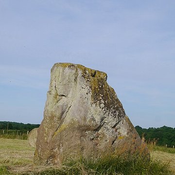 Menhir dit La Pierre debout dAviré
