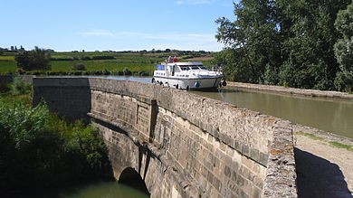 Photo de Canal du Midi : Aqueduc du Répudre