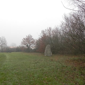 Menhir du Plessis-Gamat de Saint-Brevin-les-Pins