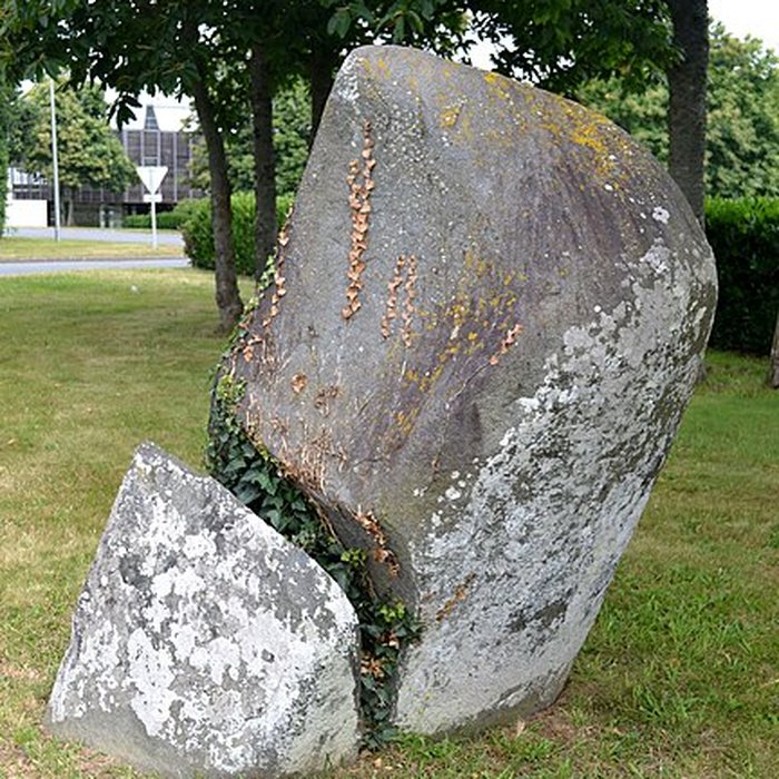 Photo de Menhir Le Sabot de Ploufragan