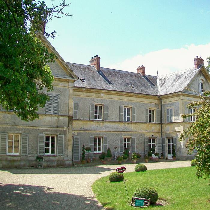 Photo de Menhir Queuse de Gargantua de Borest