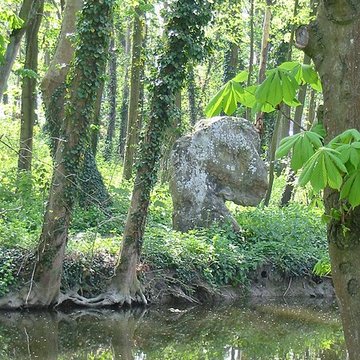 Menhirs de la propriété Talma à Brunoy
