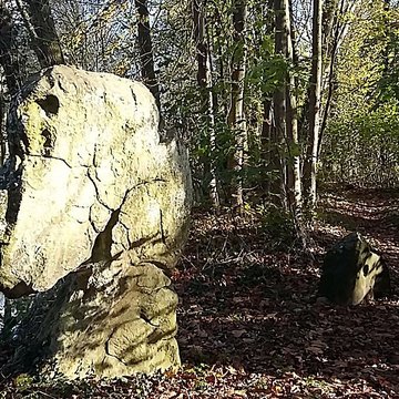 Menhirs de la propriété Talma à Brunoy