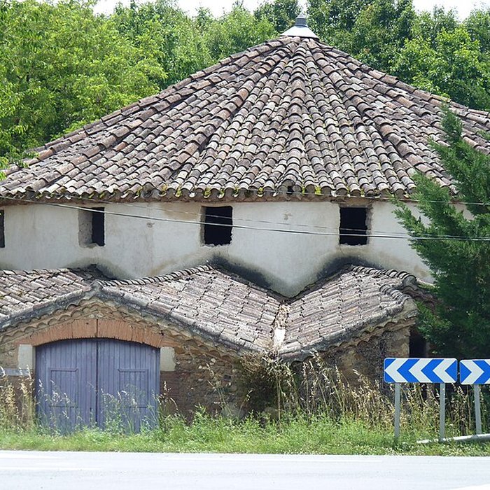Photo de Métairie ronde de Saint-Lieux-Lafenasse