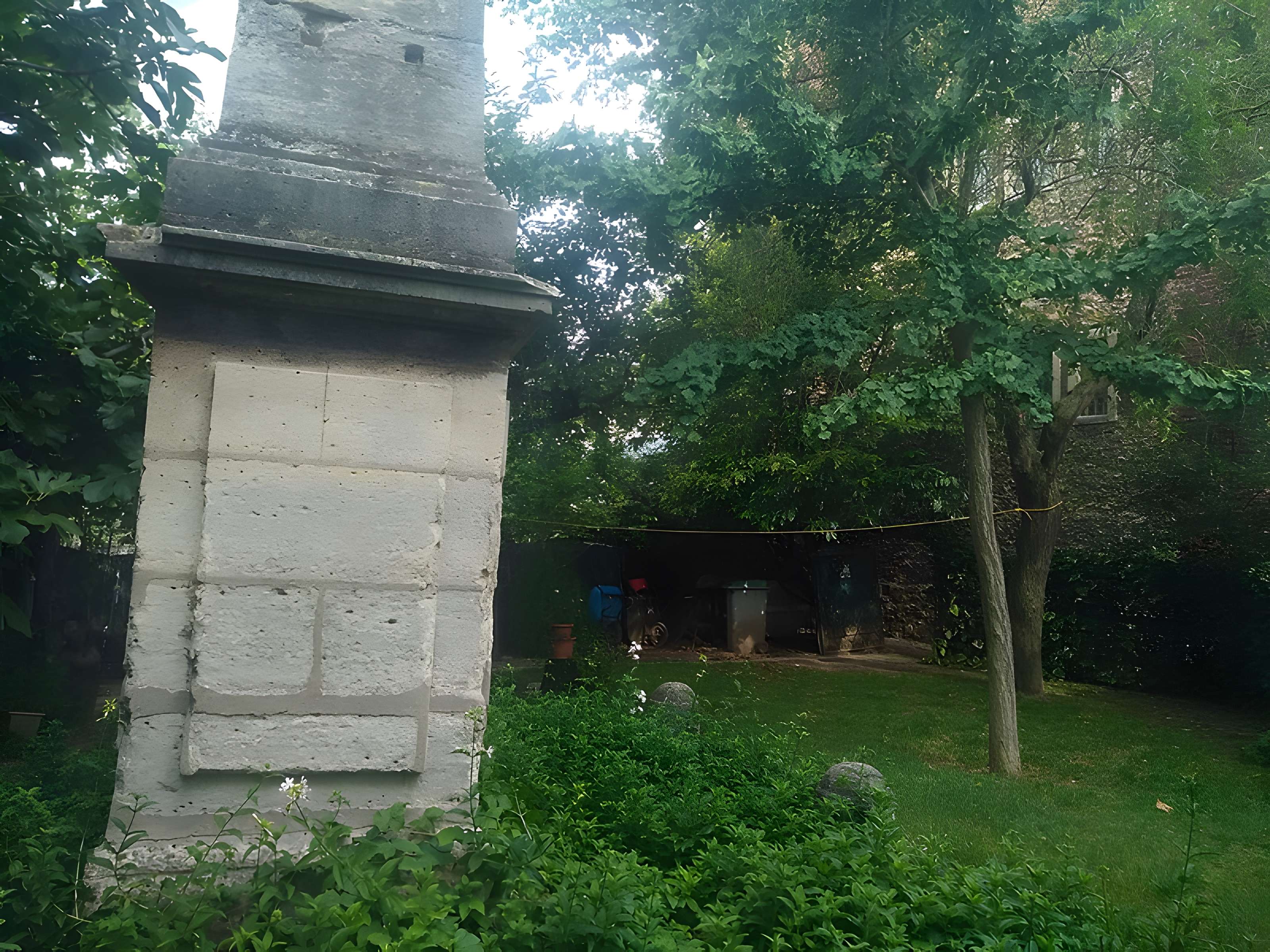 Mire de Cassini à Villejuif