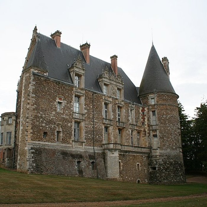Photo de Château de Courtalain et ses dépendances
