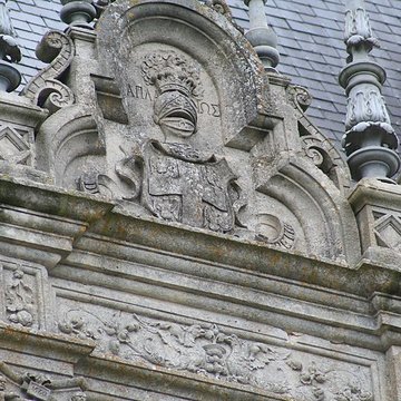 Château de Courtalain et ses dépendances