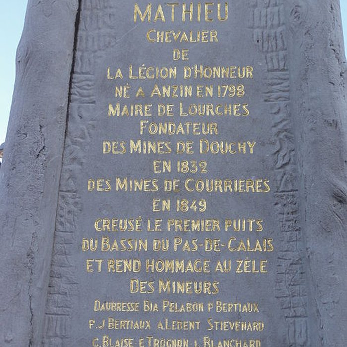 Photo de Monument à Charles Mathieu à Lourches