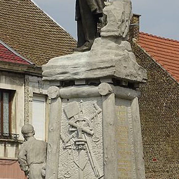 Photo de Monument à Charles Mathieu à Lourches