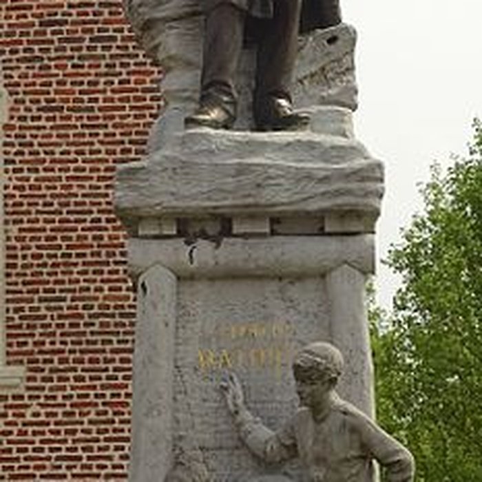 Photo de Monument à Charles Mathieu à Lourches