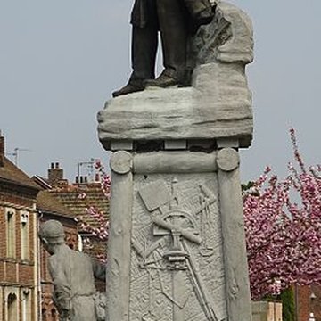 Monument à Charles Mathieu à Lourches