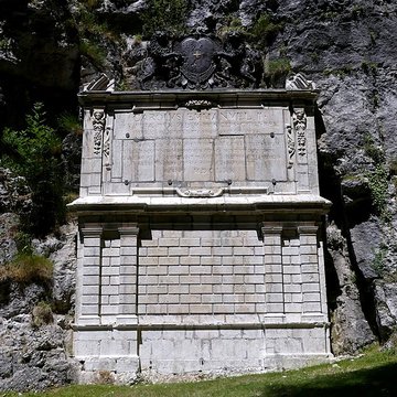 Monument à Charles-Emmanuel II de Savoie à Saint-Christophe