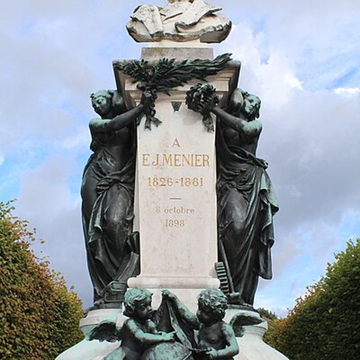 Photo de Monument à Émile Menier de Noisiel