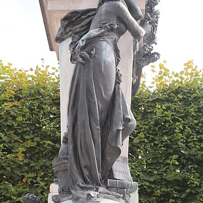 Photo de Monument à Émile Menier de Noisiel