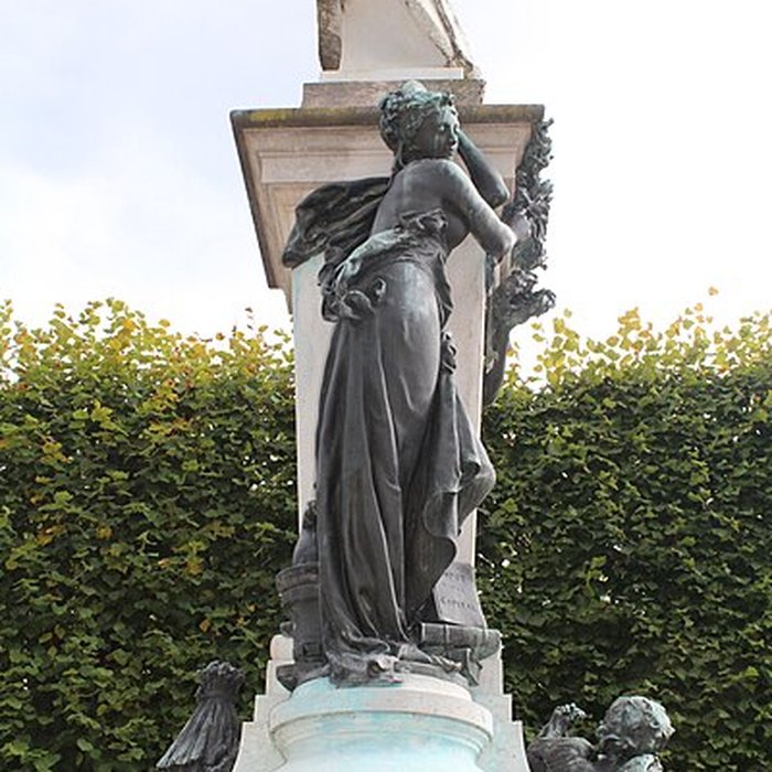 Photo de Monument à Émile Menier de Noisiel