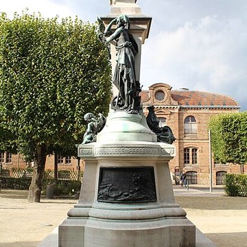 Monument à Émile Menier de Noisiel