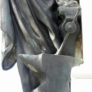 Monument à Émile Menier de Noisiel