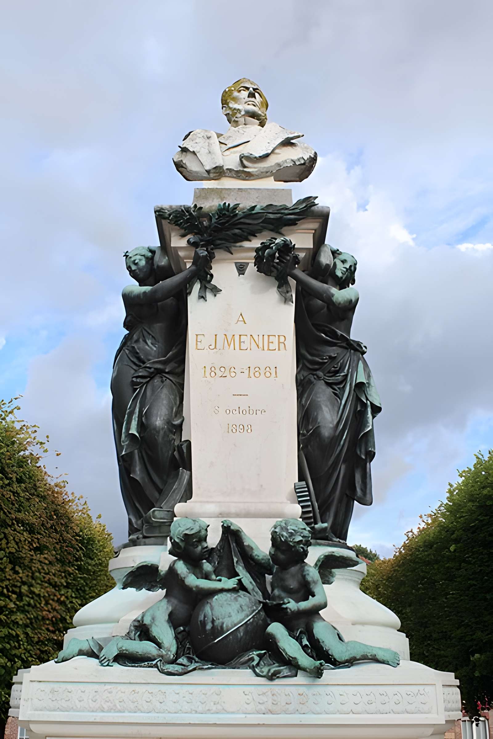 Monument à Émile Menier de Noisiel