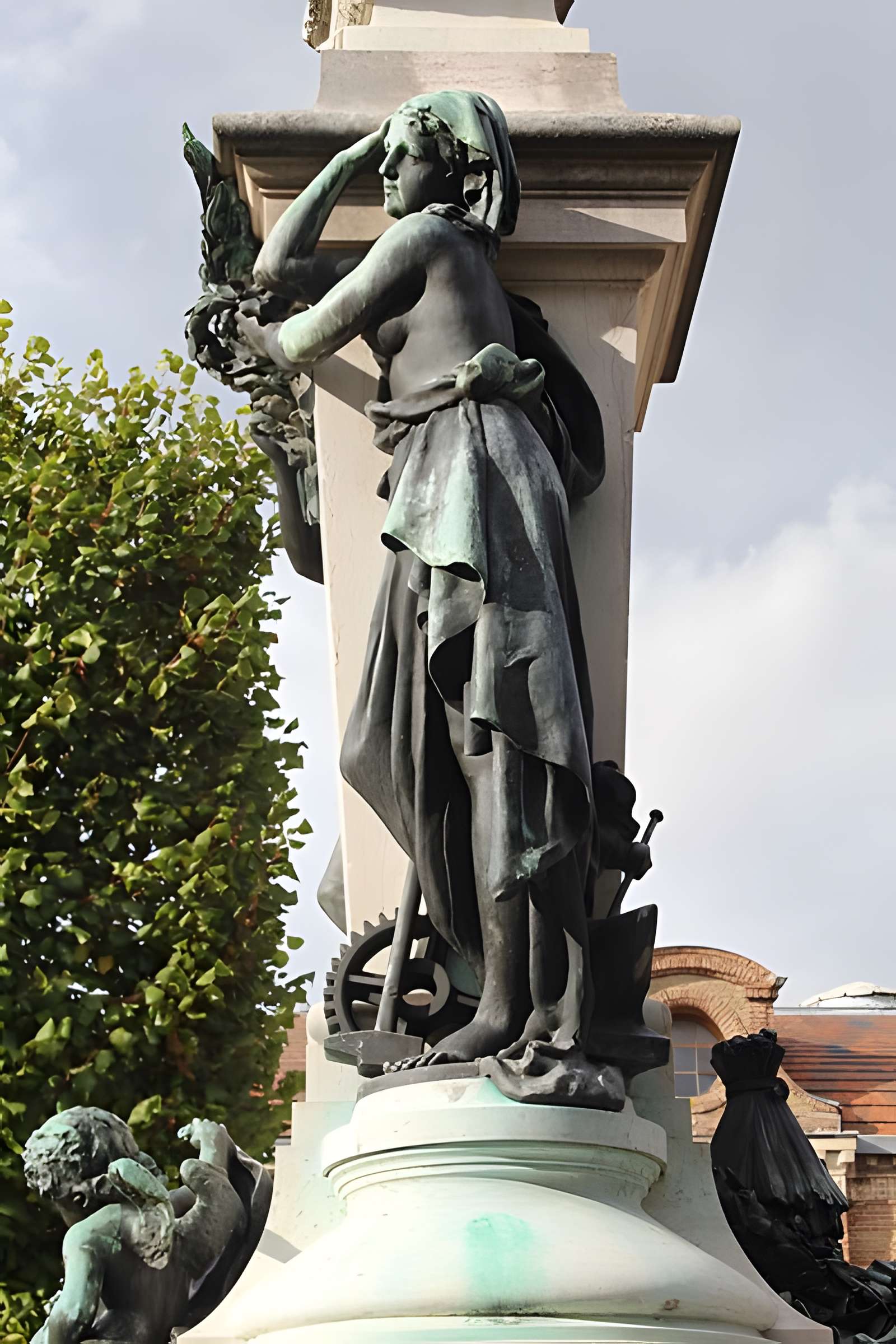Monument à Émile Menier de Noisiel