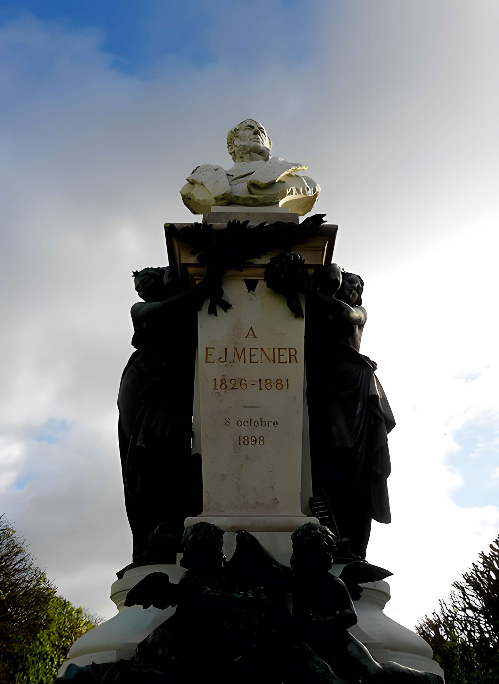 Monument à Émile Menier de Noisiel
