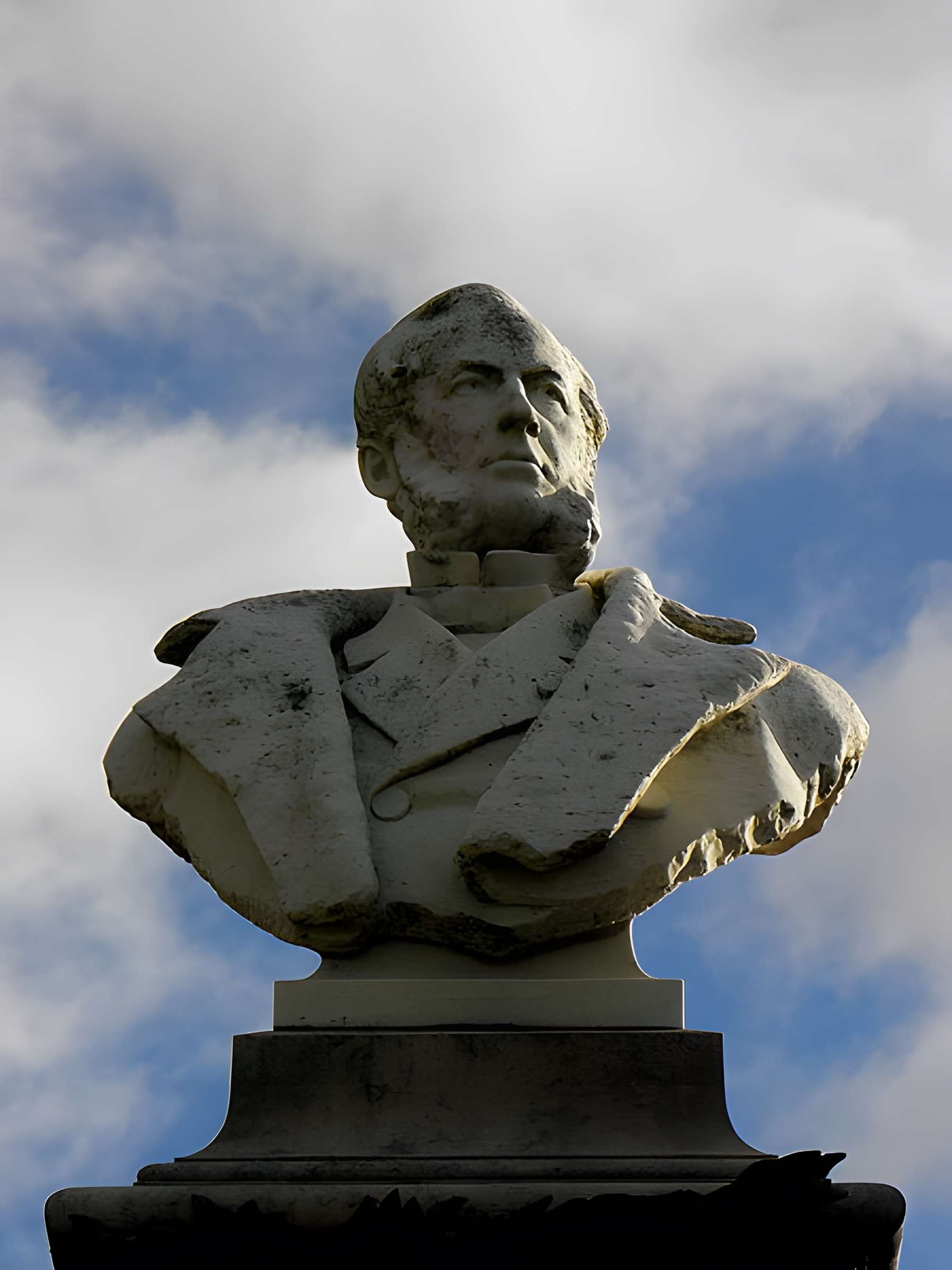 Monument à Émile Menier de Noisiel