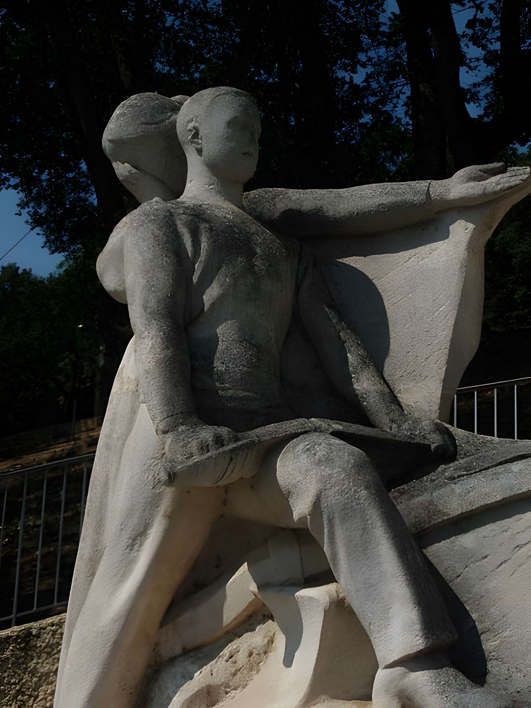 Monument aux morts de Château-Arnoux-Saint-Auban 