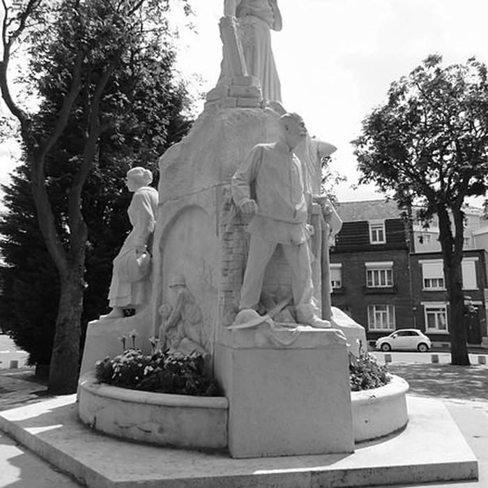 Photo de Monument aux morts de la Première Guerre mondiale de Lens