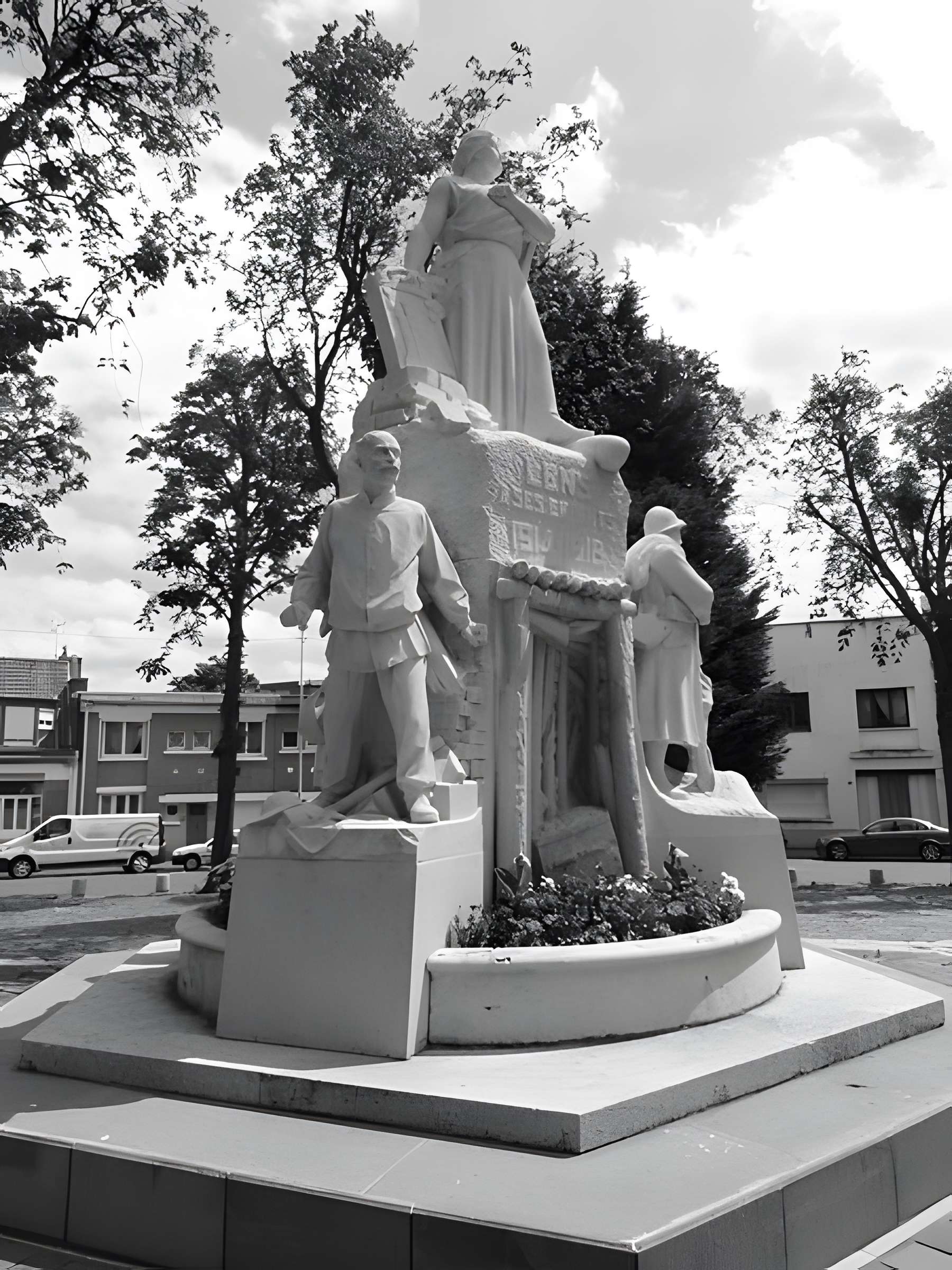 Monument aux morts de la Première Guerre mondiale de Lens