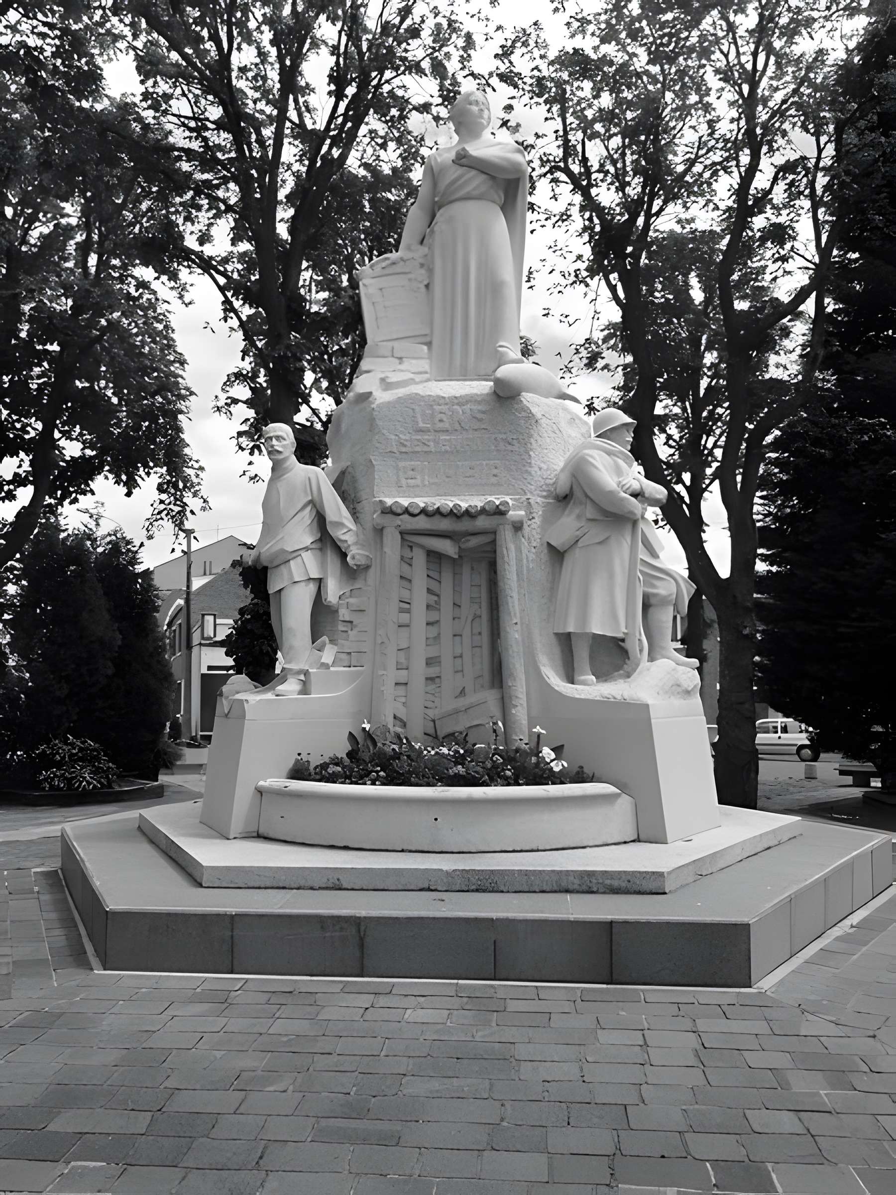 Monument aux morts de la Première Guerre mondiale de Lens