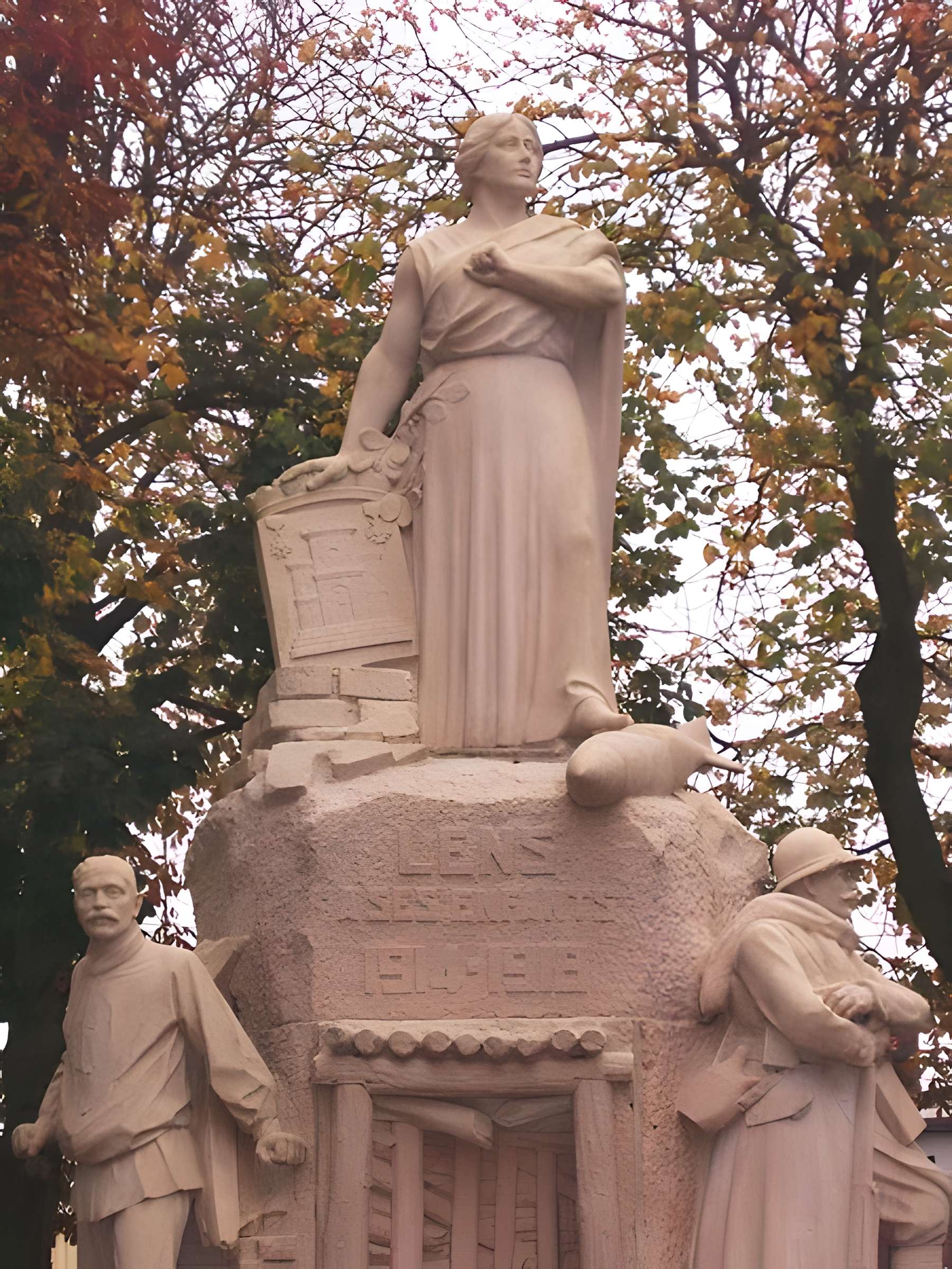 Monument aux morts de la Première Guerre mondiale de Lens