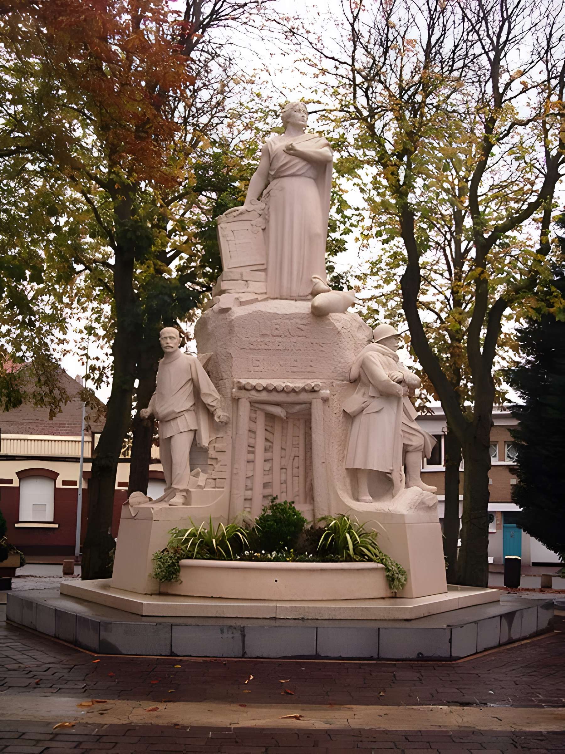 Monument aux morts de la Première Guerre mondiale de Lens