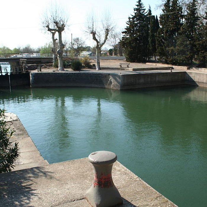 Photo de Canal du Midi : Écluse ronde dAgde