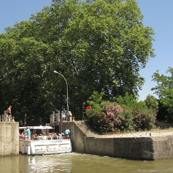 Photo de Canal du Midi : Écluse ronde dAgde