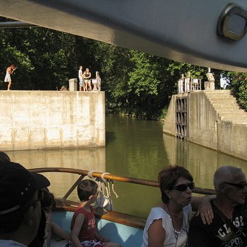 Canal du Midi : Écluse ronde dAgde