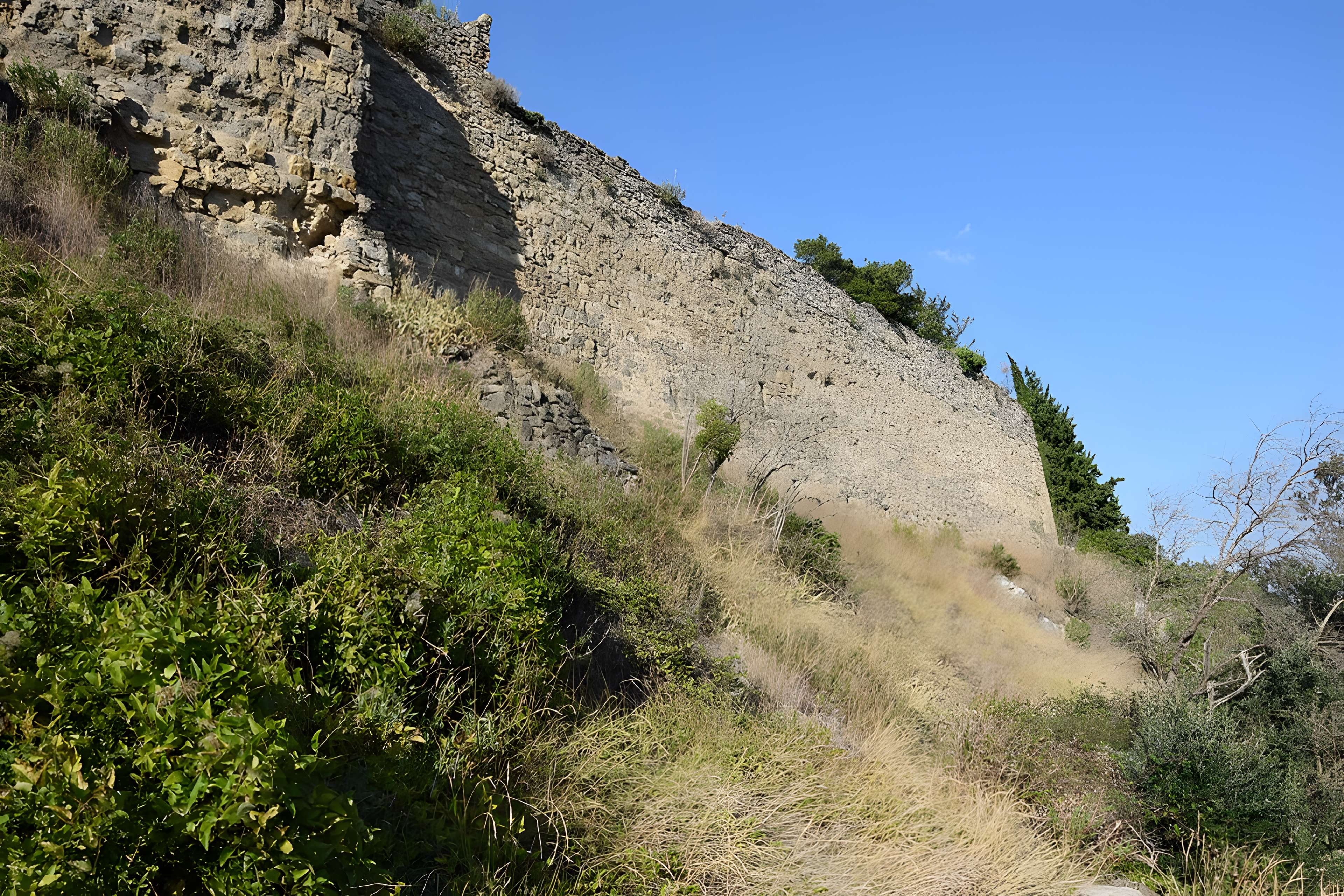 Château de Coustaussa