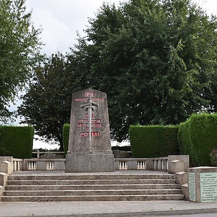 Photo de Monument de la Pierre dHaudroy à La Flamengrie