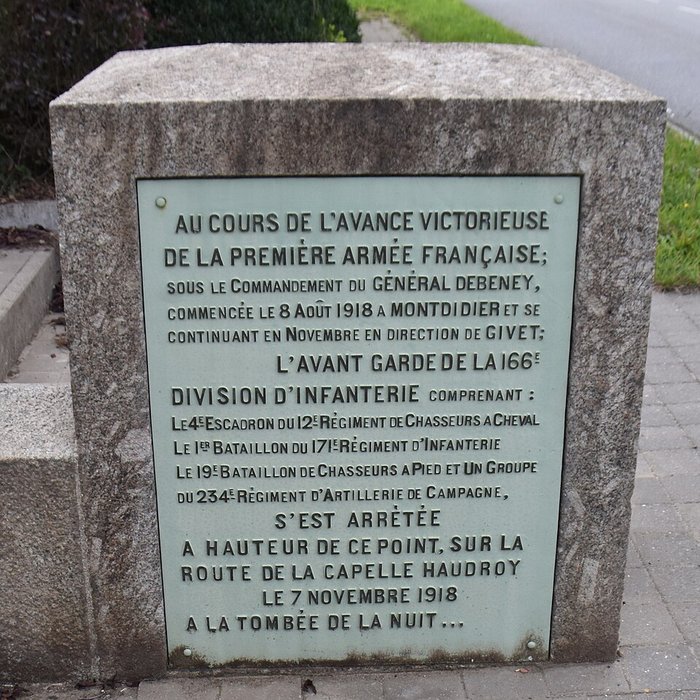 Photo de Monument de la Pierre dHaudroy à La Flamengrie
