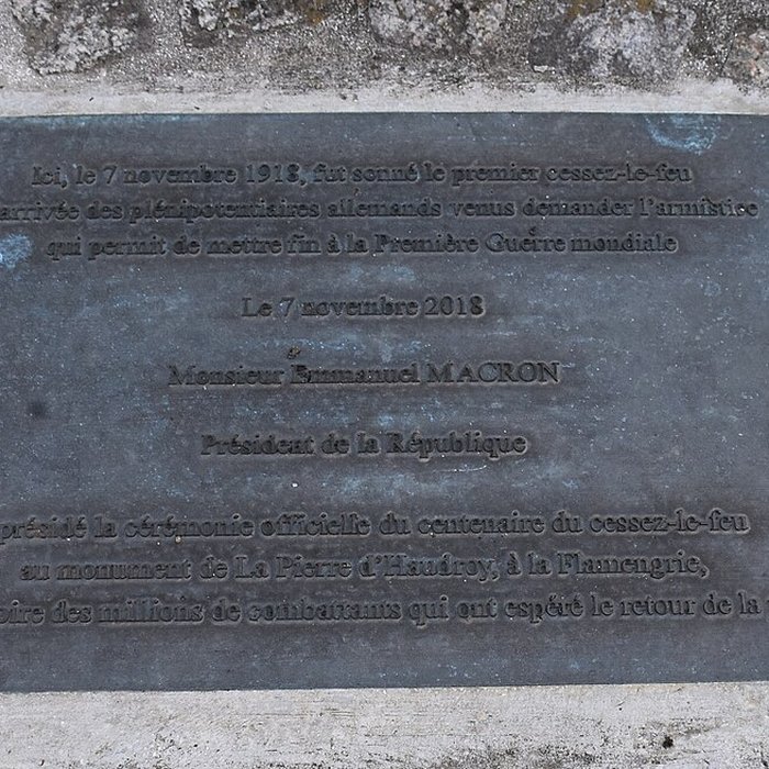 Photo de Monument de la Pierre dHaudroy à La Flamengrie