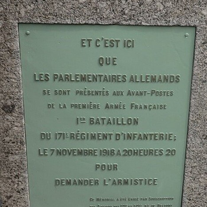 Photo de Monument de la Pierre dHaudroy à La Flamengrie